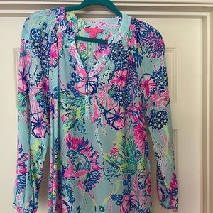 Lilly Pultizer Elsa silk shirt SIZE SMALL